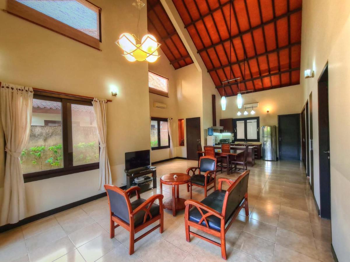 Sayang Taman Villas Санур Екстер'єр фото