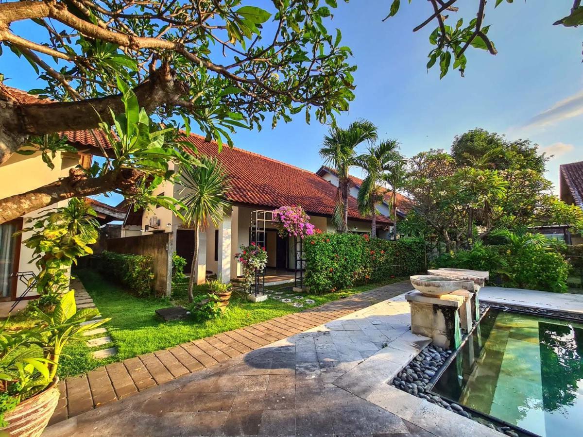 Sayang Taman Villas Санур Екстер'єр фото