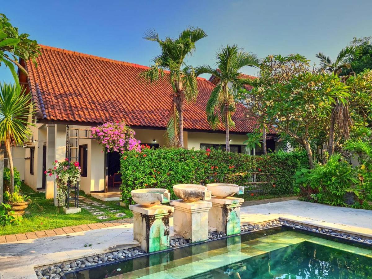 Sayang Taman Villas Санур Екстер'єр фото