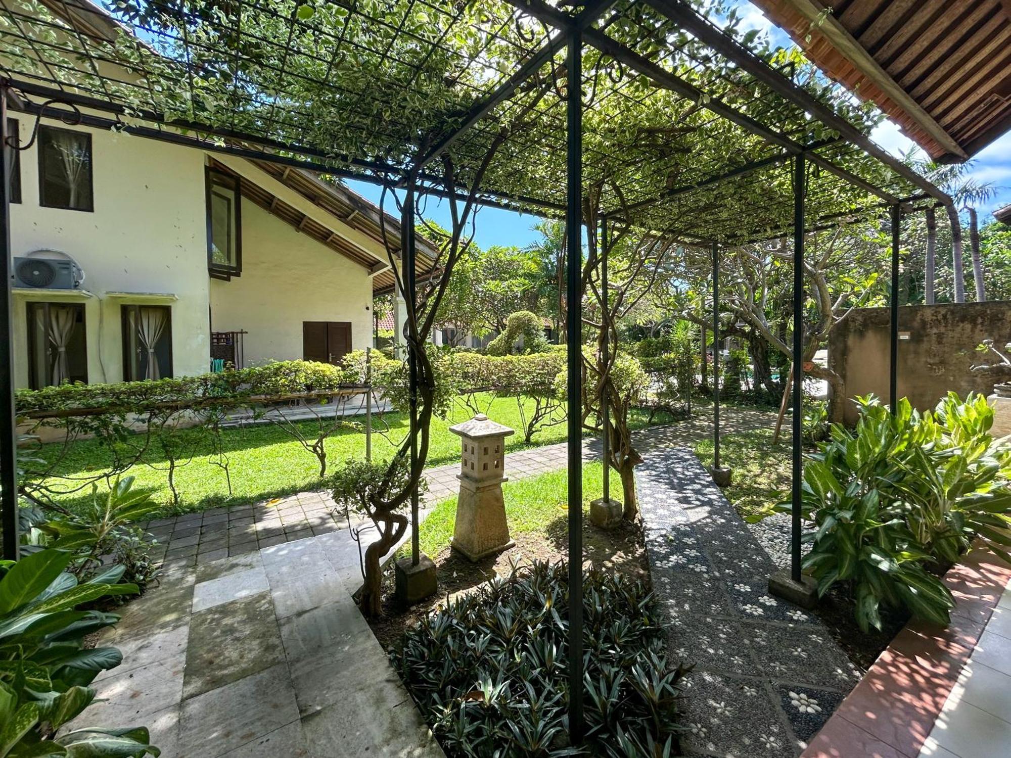 Sayang Taman Villas Санур Екстер'єр фото