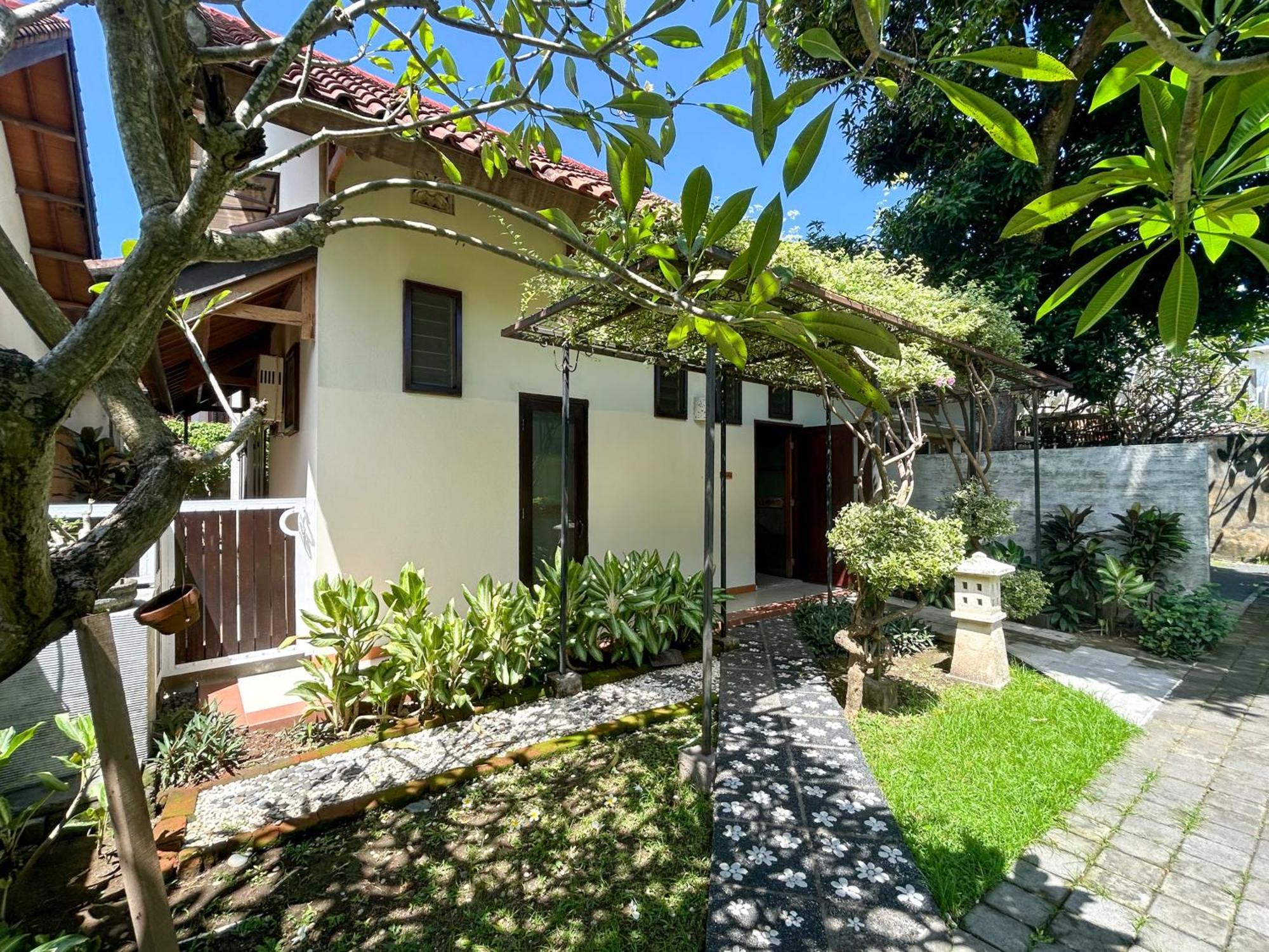 Sayang Taman Villas Санур Екстер'єр фото
